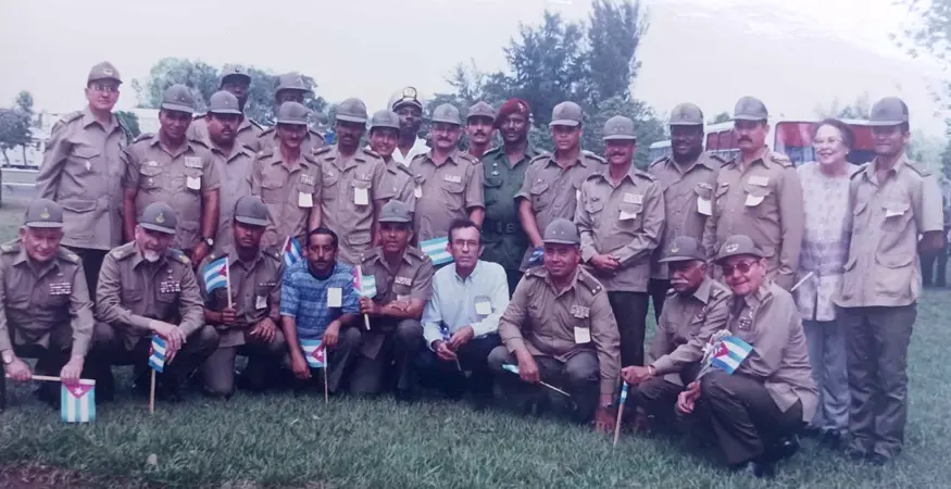 Décima guajira, Poesía, FAR, Raúl Castro, Ejército Oriental