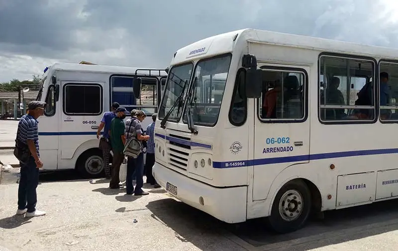 Transportación de pasajeros, transporte público, Holguín