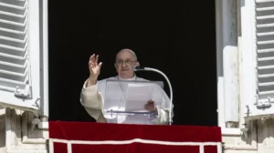 Papa Francisco pide respetar, cuidar y valorar a las mujeres 1