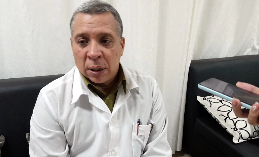 Dr. Julio Yamel Verdecia Reyes, director general, salud, Holguín