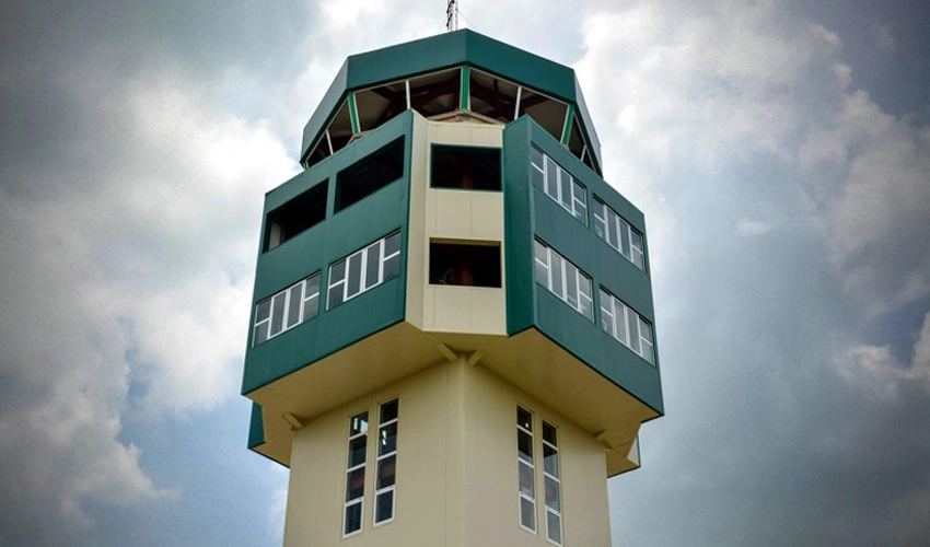 Torre control, aeropuerto de Holguín