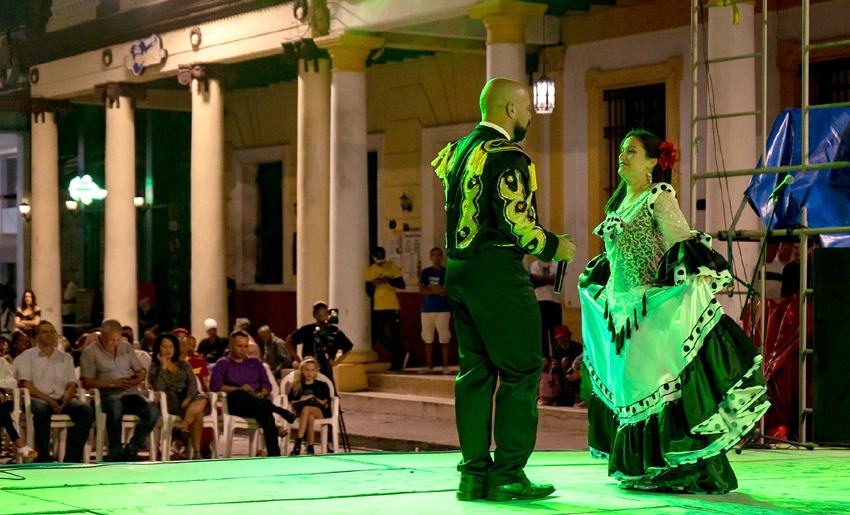Bailes, Festival Arañando la nostalgia, Holguín