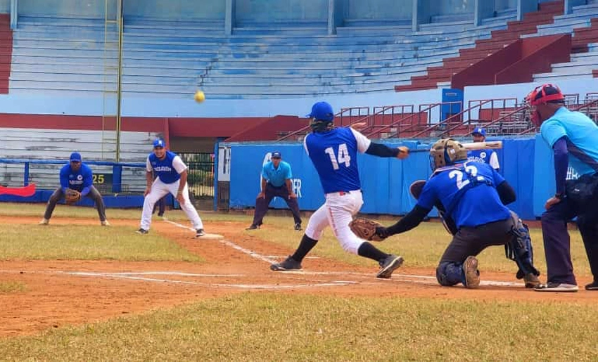 Softbol de la Prensa, Holguín, Cuba