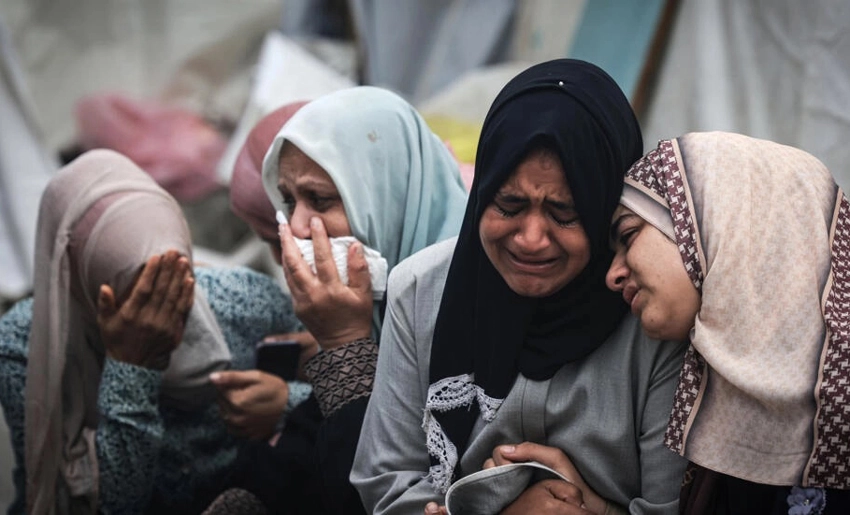 Mujeres palestinas, sufrimiento, ataques en Gaza