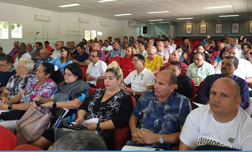 Representantes, sector empresarial, Holguín