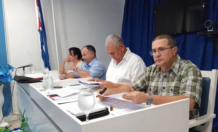 Reunión de Gobierno en Holguín