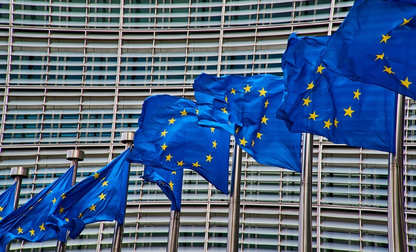 Banderas, Comisión Europea
