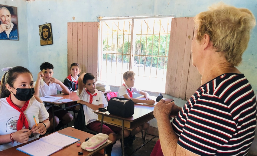 Maestra holguinera de la enseñanza primaria