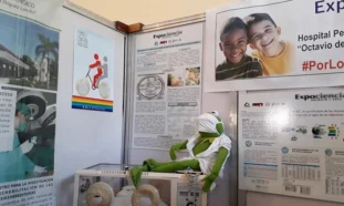 Stand de expociencia en Holguín