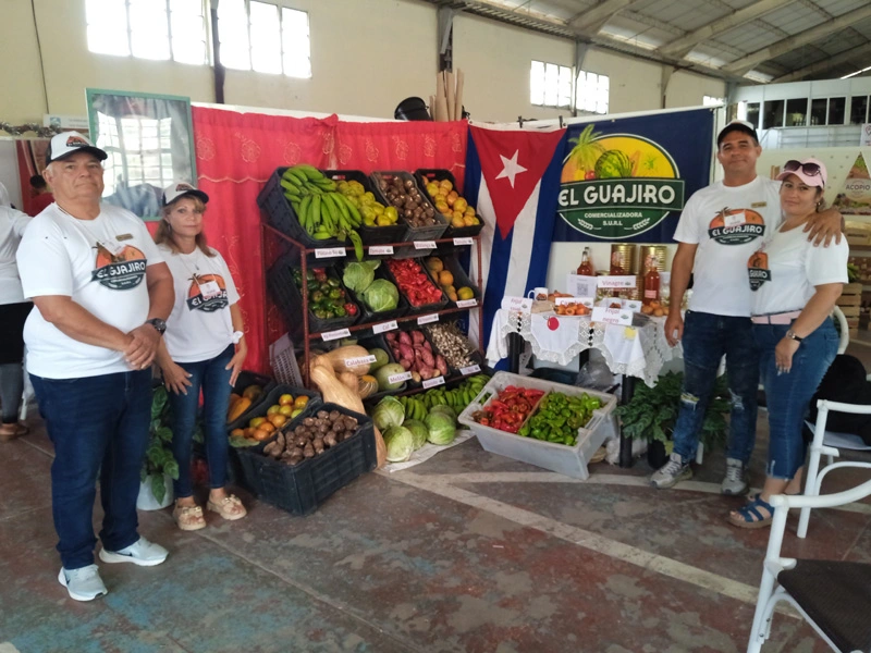 Inauguran en ExpoHolguín la II Feria de desarrollo “Potenciamos lo local” 0