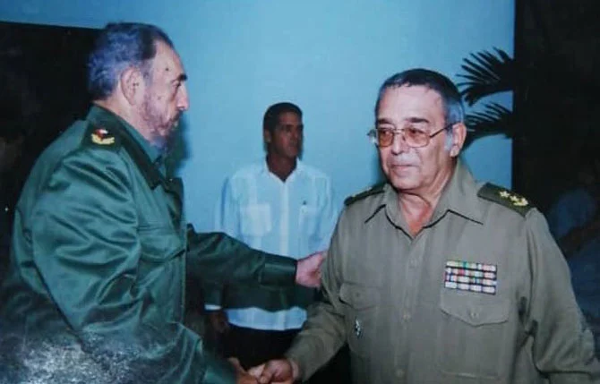 Cuba, Leonardo Ramón Andollo Valdés, Minfar, parlamento