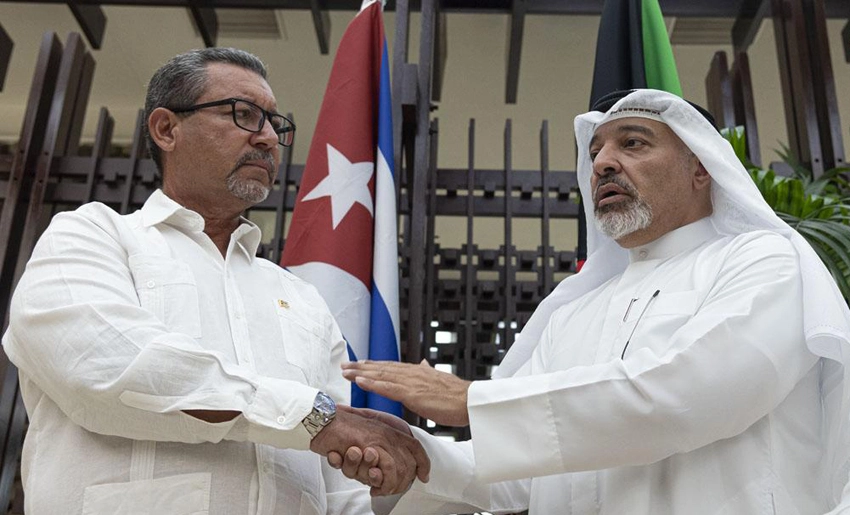 Embajador de Kuwait en Cuba junto a presidente del Instituto Nacional de Recursos Hidráulicos
