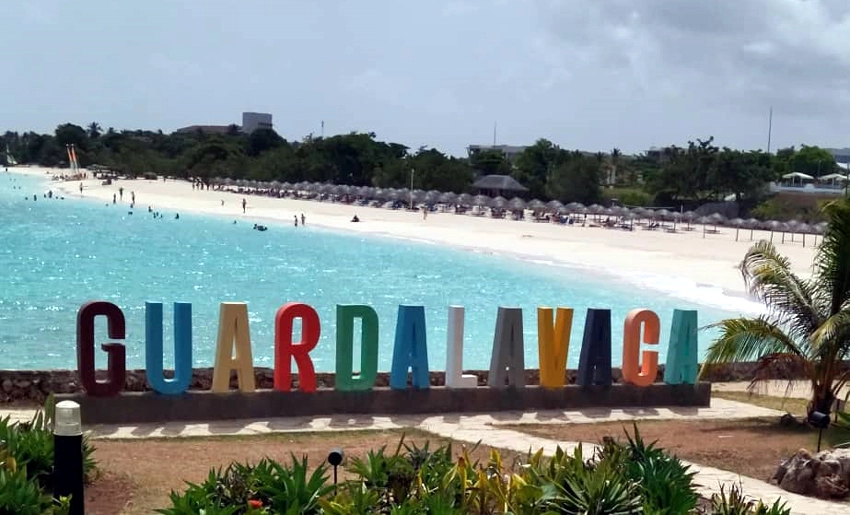 Playa Guardalavaca, Holguín