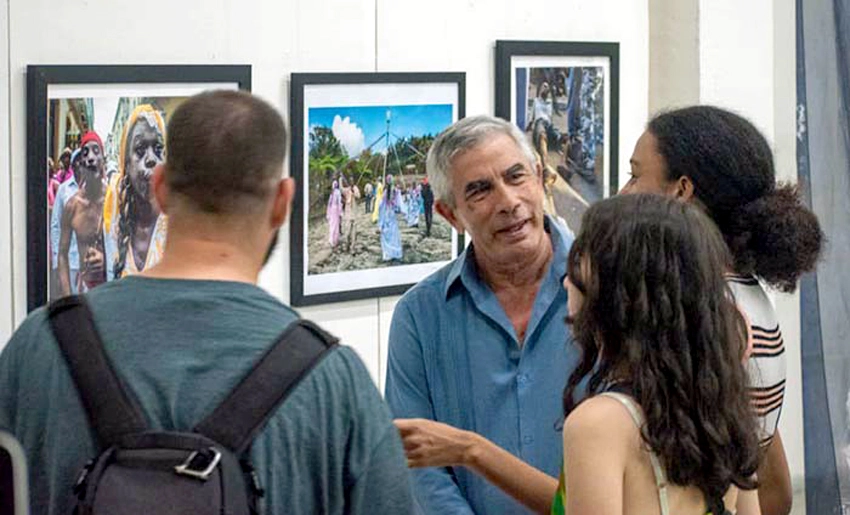 Muestra fotográfica, Babel, Romerías de Mayo, Holguín