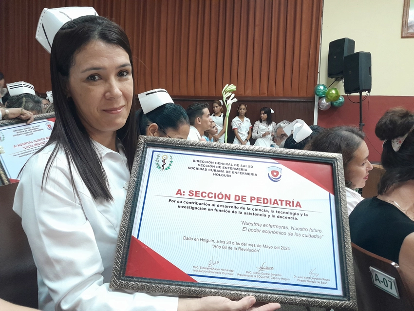 Enfermera holguinera, reconocimiento