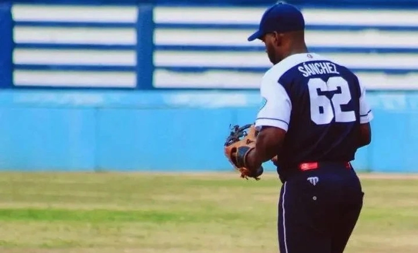 Pelotero, equipo Cachorros, Holguín