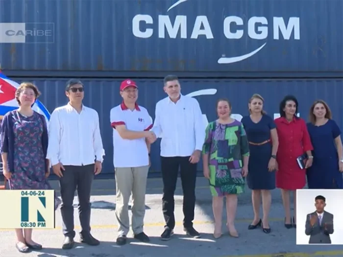 Llegan a Cuba 86 toneladas de arroz donados por China 0