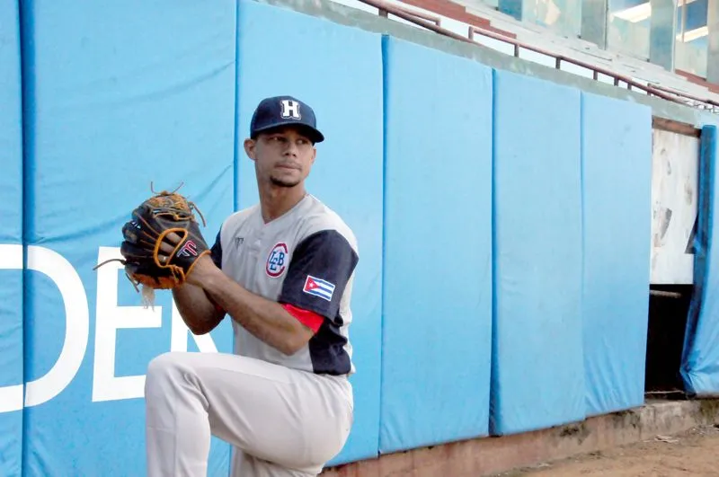 Cachorros, barrida, béisbol, Holguín, Jesús Enrique