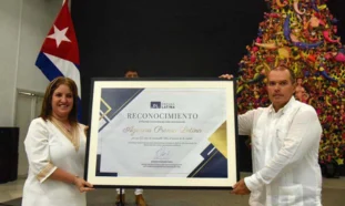 Reconocimiento, Prensa Latina