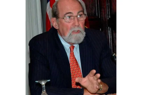 Wayne Smith, deceso, ex diplomático, #cuba, #eeuu
