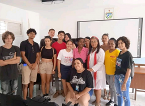 Estudiantes, cursos de verano en Holguín 