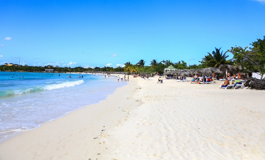 Playa Pesquero, Holguín
