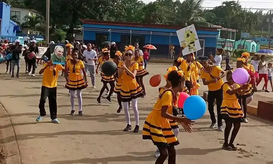 Teatro Infantil, La colmenita, Moa, Holguín