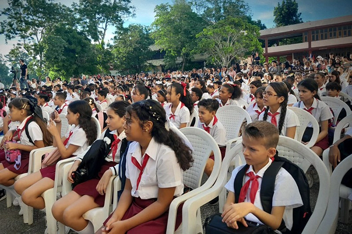 celebran, acto nacional , Holguín, inicio, curso escolar, Enseñanza Artística
