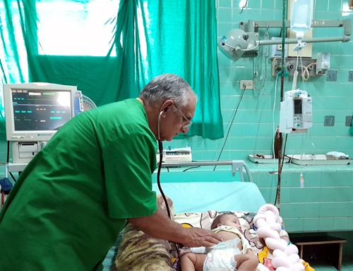 Atención paciente pediátrico grave, Holguín