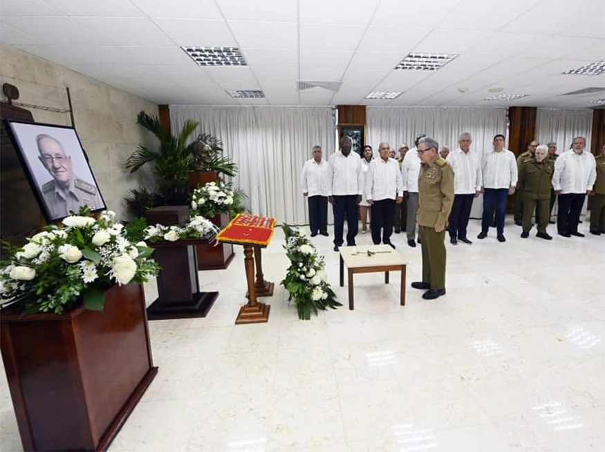 Cuba, Funeral, Homenaje, Miguel Díaz-Canel Bermúdez, Ministerio de las Fuerzas Armadas Revolucionarias (MINFAR), Ramón Espinosa Martín, Raúl Castro Ruz