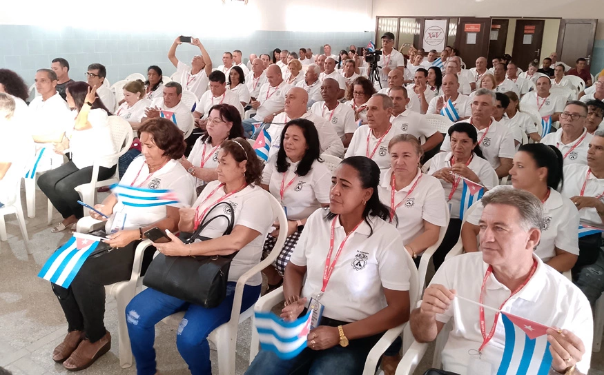 sindicato nacional, industria alimentaria, pesa, celebración, 15 aniversario, Holguín