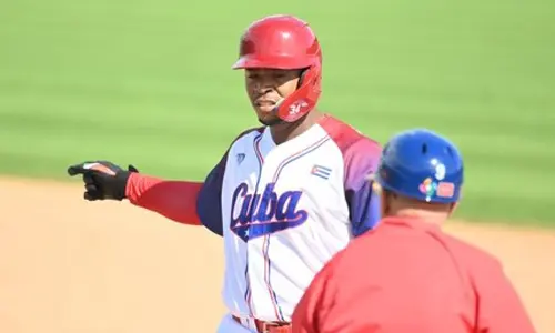 Yera, béisbol cubano, Premier 12, Uslan, Corea del Sur