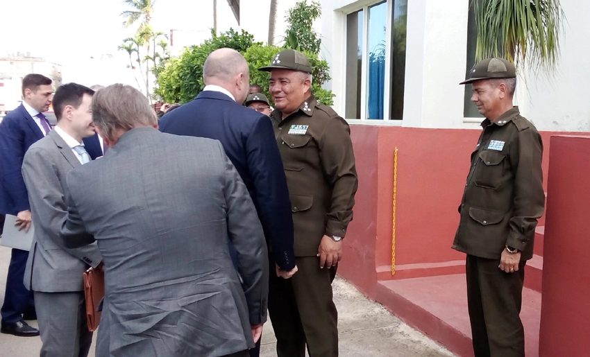 titular de emergencia Rusia visita a cuba