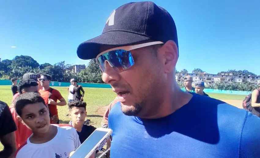 Luis Daniel Corona beosbol holguín