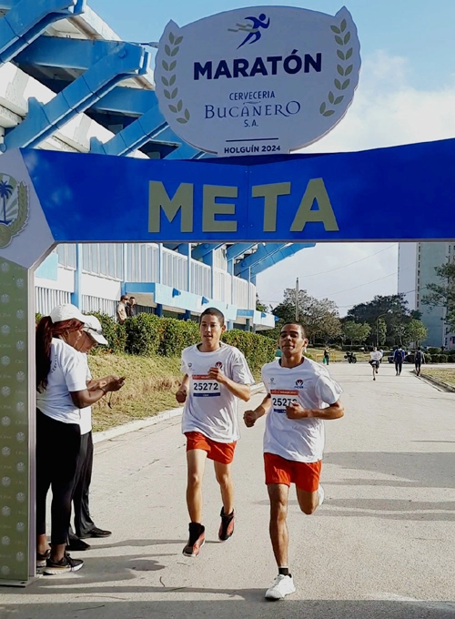Meta, maratón, Holguín