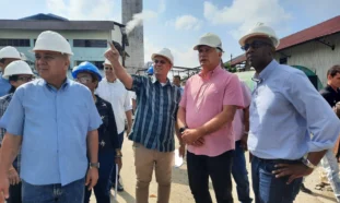 Miguel Díaz-Canel, visita central azucarero, Báguanos, Holguín, la zafra azucarera