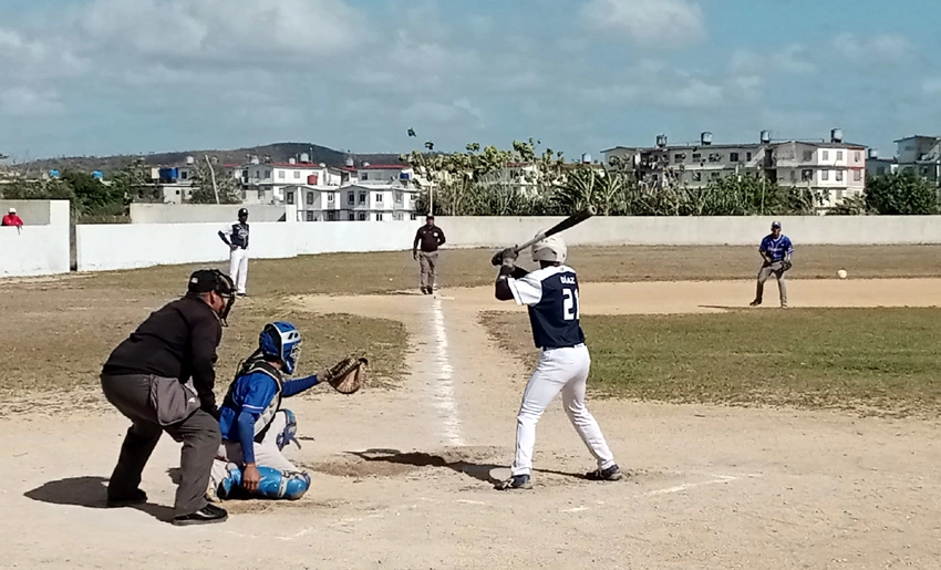 Campeonato Nacional Escolar de Béisbol, Holguín