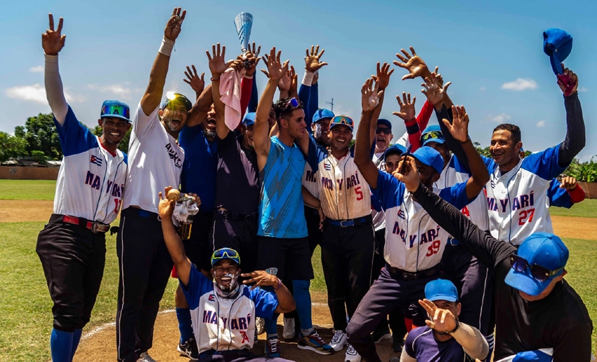 Alegres de Mayarí, campeones de Béísbol, Holguín