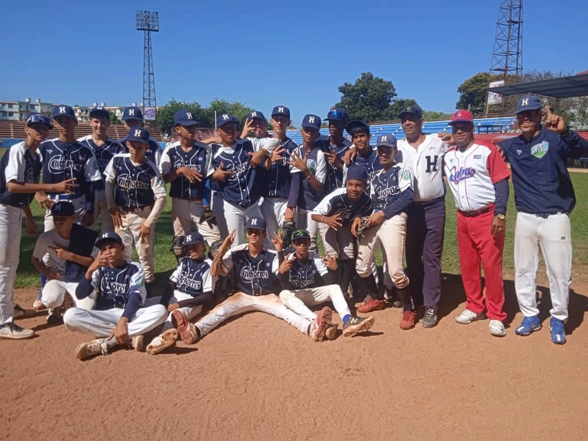 Sub-15, Sub 18, béisbol, semifinales orientales, Holguín