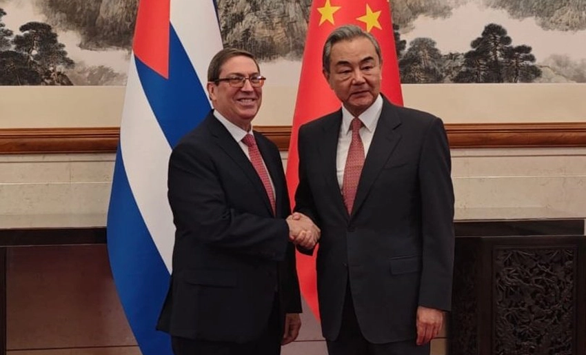 Canciller cubano en China