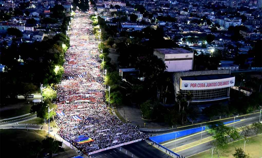 Desfile Primero de Mayo, Cuba