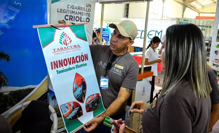 Expociencia en Holguín