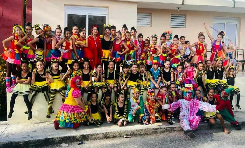 Grupo Pequeños Artistas, Holguín