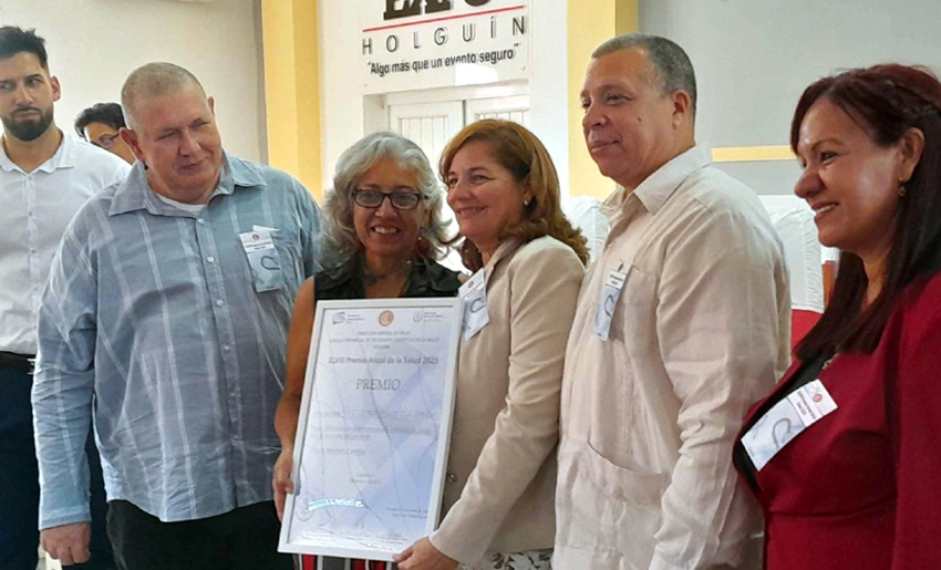 Otorgan Premios Salud, Holguín