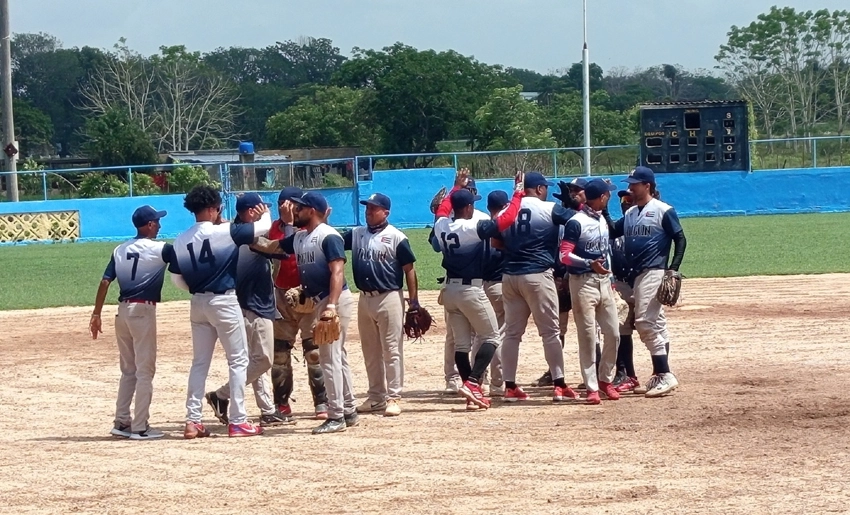 Equipo de Sofbol, Holguín