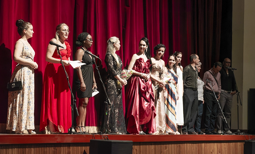 Graduación de soprano Liz Ponce de León, Holguín