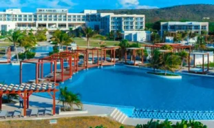 Hotel Gran Muthu Almirante Beach