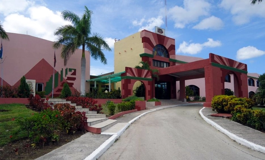 Fábrica de Cigarros, Holguín