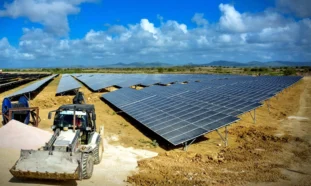 Construcción de parque solar en Antilla, Holguín