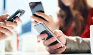 Teléfono móvil, tecnología digital